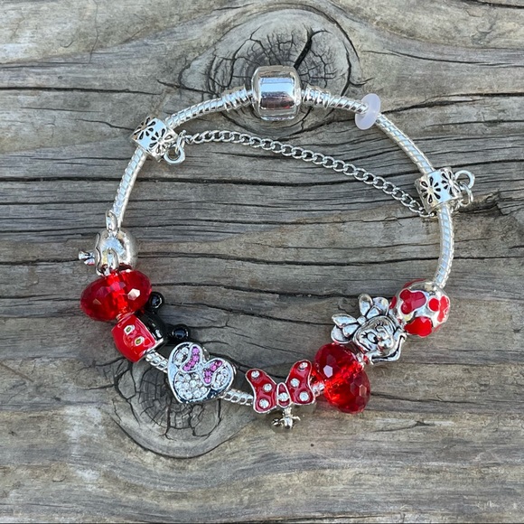 MINNIE Crystal Bow CHARMS BRACELET with Free Gift Box - Picture 2 of 10
